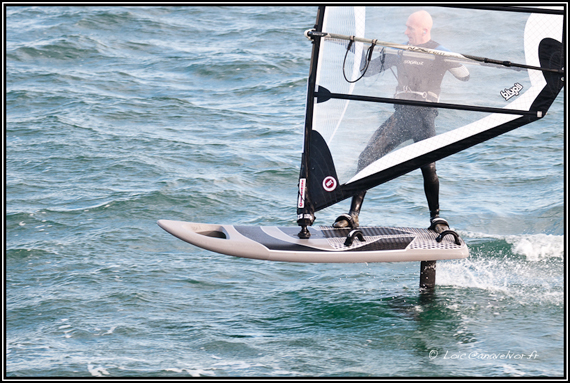 AHD-afs-one-windsurf-hydrofoil-3.jpg